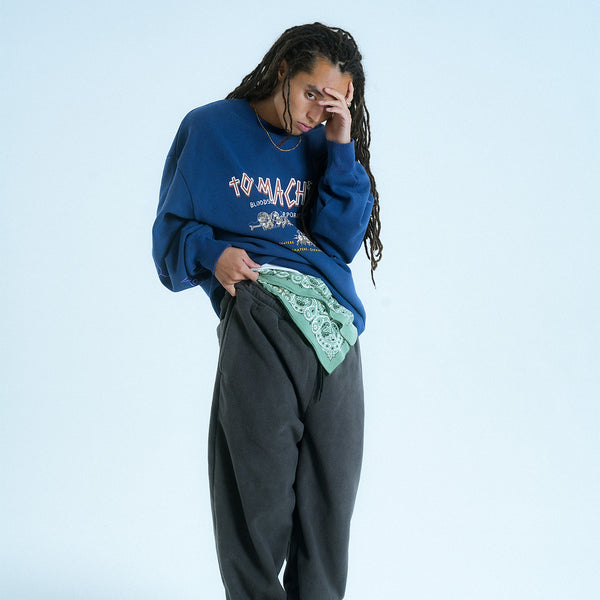 CHRACTERS SWEAT CREW NECK